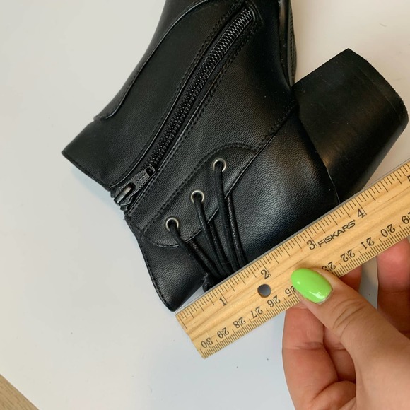 Baretraps Womens Roscoe Ankle Heeled Booties Size 6M Black Career Side Zip - Picture 13 of 16